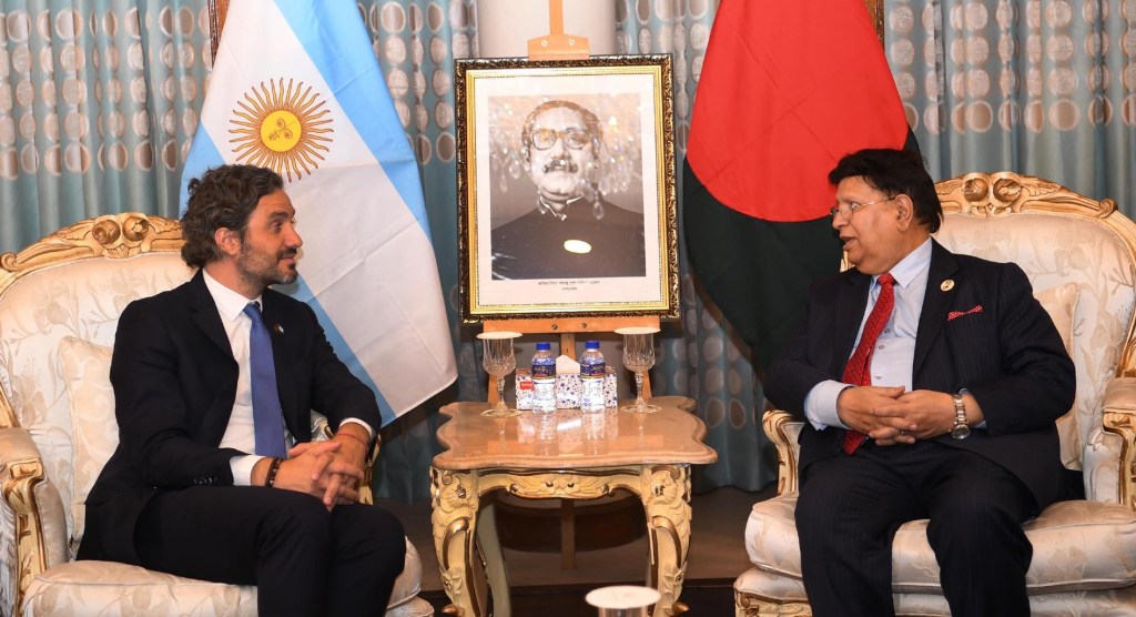 Argentina’s Soccer Triumph in Doha Leads to Diplomatic win in Dhaka